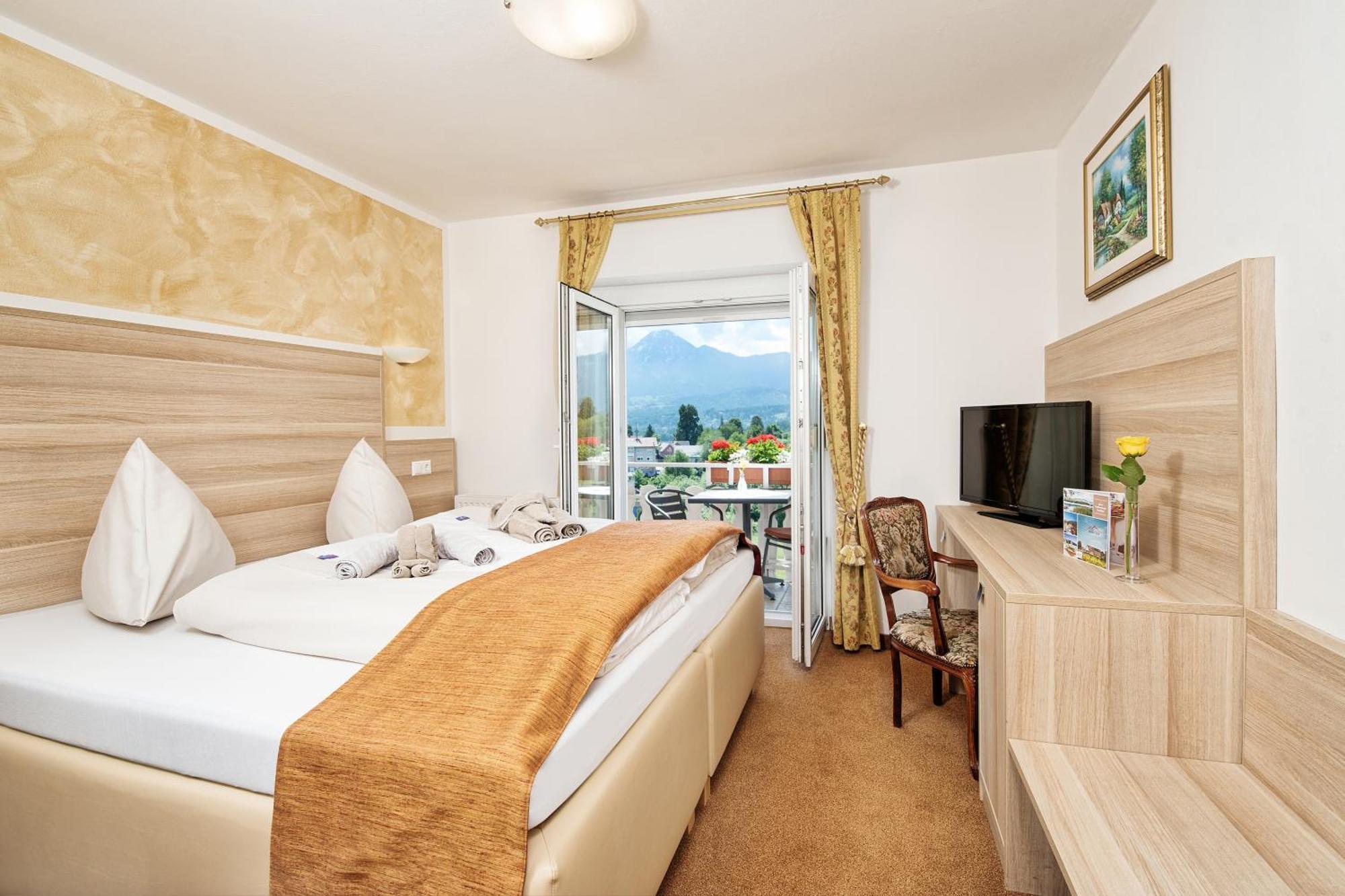 Hotel-Pension Melcher دروبولاخ ام فاكر المظهر الخارجي الصورة