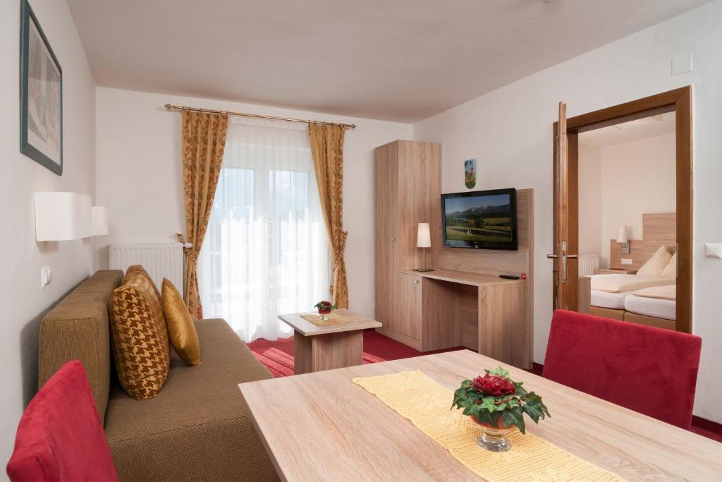 Hotel-Pension Melcher دروبولاخ ام فاكر الغرفة الصورة